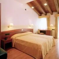 Hotel Ristorante Pedrocchi, hotel en San Giorgio di Perlena
