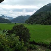 Ba Be lake-Huyền Hào Homestay, hotelli Ba Bessa