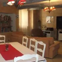 La Grange d'Antan, готель у місті Cruzy