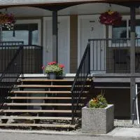 One Hundred Mile House में, होटल 94 Motel & RV Park