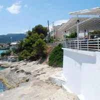 Hotel 3 Adelfia, hotel en Agia Marina de Egina