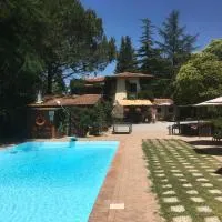 Agriturismo Il Paradiso, hotel v destinaci Asciano