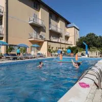 Hotel Darsena, хотел в Пасиняно сул Тразимено