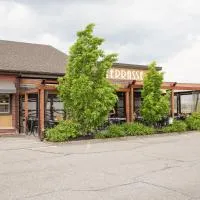 Hotel-Resto-Bar Le Journel, hotel en Saint-Joseph-de-Beauce
