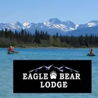 Eagle Bear Lodge, хотел в Tatla Lake