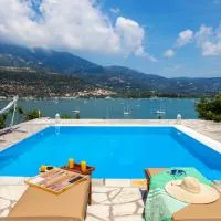 Villa Panorea, hotel a Yénion