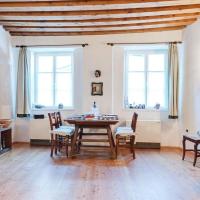 Charming renewed apartment, pet allowed, in the city center of Brixen