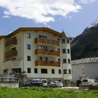Hotel Montana, hotel sa Solda