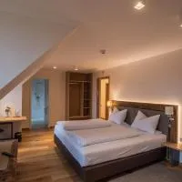 Brennereihotel Sponsel, hotel di Kirchehrenbach