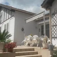 Chambres d'Hôtes Le Perdigon, hotel v destinaci Estang