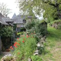 Les Terrasses de Labade Gîte et Chambres d'hôtes, готель у місті Coubisou