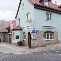 Hotel Bierstübl, hotel u gradu Zangerhauzen