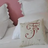B&B Le Verger du Pierroy, hotel u gradu Louftémont