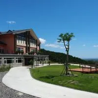 山禾居 道 Villa, hotel di Datong