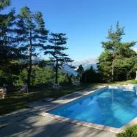 Boustigue Hotel, hotel u gradu 'Corps'