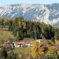 Miniferienwohnung für unkompliziertes Naturliebhaberpärchen – hotel w mieście Payerbach