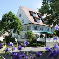Am Zehntstadl Hotel & Sauna، فندق في أولم