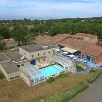 VVF Le Pays Cathare Carcassonne, hotell i Saissac
