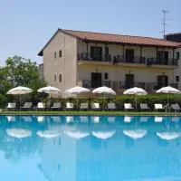 Klitoria में, होटल Mont Helmos Hotel