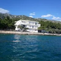 Apartments and Rooms Kod Mate, hotell i Tribanj-Krušćica