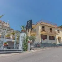 Pinguino B&B, viešbutis mieste Skala