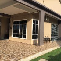 Ana Guest House Jalan Airport Kuantan, מלון ליד Sultan Haji Ahmad Shah Airport - KUA, קואנטאן