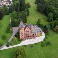 Gästehaus Schloss Saareck, ξενοδοχείο σε Mettlach