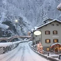Casa Vacanze Ca' De Val, hotelli kohteessa Campodolcino