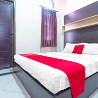 RedDoorz Plus near Isola UPI, hotel di Geger Kalong, Bandung