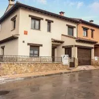 Apartamento el Palomar, готель у місті Айльон