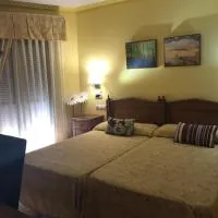 Hotel Lucero โรงแรมในกวยบัส เดล อัลมันโซรา