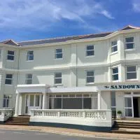 The Sandown - Seafront, Sandown, Isle of Wight - CAR FERRY TICKET from 109 Pounds, хотел в Сандаун