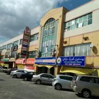 Qing Yun Resthouse -Delima Satu, hotel di Kampong Serusup