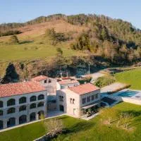 Les Planes del Grau, hotel Sant Joan de les Abadessesben
