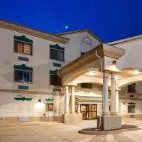 Best Western Inn & Suites - Henrietta, khách sạn ở Henrietta