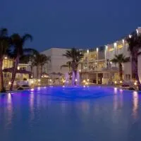 DubaiVillage, hotel Camposanóban