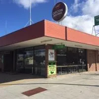 Colony Inn Hotel、Jerilderieのホテル