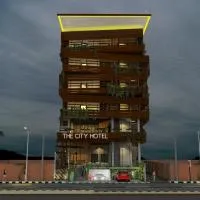 The City Hotel, hotel u gradu Ambon