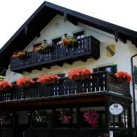 Landgasthof Drei Rosen, hotel di Bernried