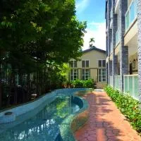 Champs Yazuh B&B, отель в городе Чичи