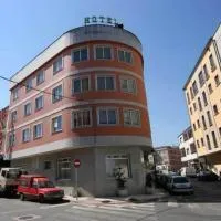 Hotel Ramos, hótel í Silleda