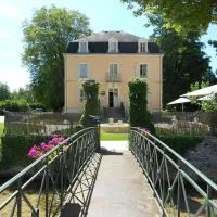Auberge Côté Rivière, hotel v destinácii Is-sur-Tille