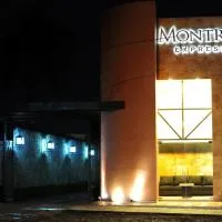 Viesnīca Hotel Montroi Express pilsētā Kolima
