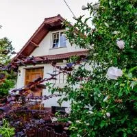 Parkland Inn、エールドのホテル
