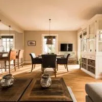 Kamphof Usedom Ferienanlage، فندق في لودين