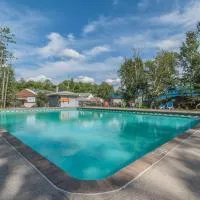 Jolly Roger Inn & Resort, hotell i Otter Lake