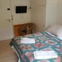 Thorup Strands Gæstgiveri, hotel en Knebel