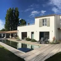 L'Île de Lumière, hotel v mestu Rivedoux-Plage