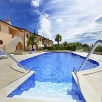 Holiday Home Marina โรงแรมในกาชเตลีร์