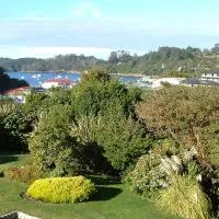 Kowhai Lane Lodge, Hotel in Half-moon Bay